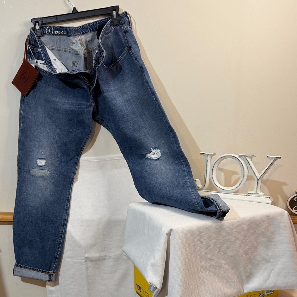 🔥 Italian made Premium Denim by +people.  Size comparison 12 US